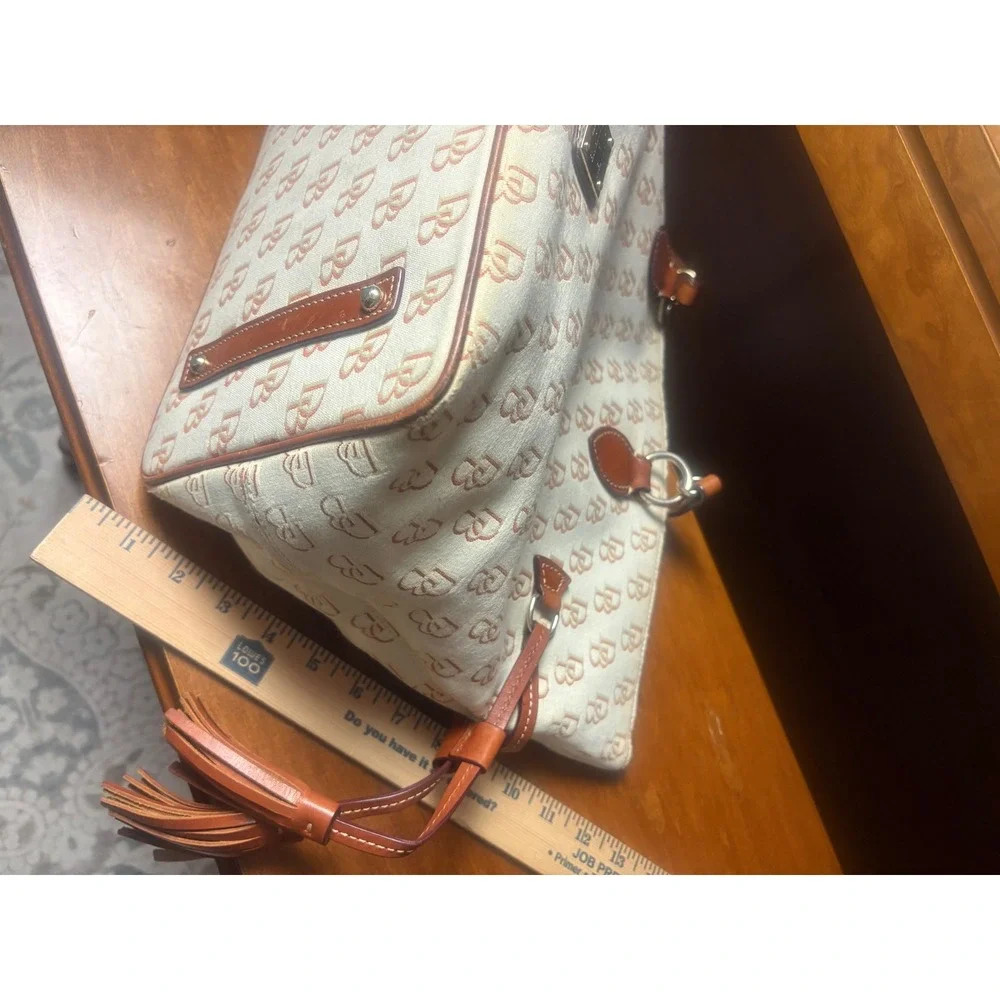 Dooney & Bourke DB Monogram Canvas Tote Bag Tassels Leather Trim Large - Picture 8 of 10